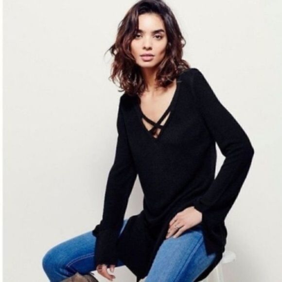 Like New Free People Black Criss Cross Tunic Boho Knit Sweater - Picture 3 of 9